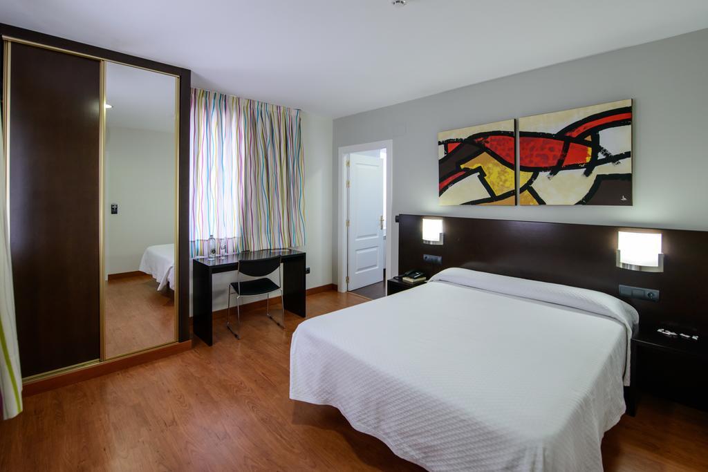 Hotel El Paso Honroso ออสปิตาล เด ออร์บีโก ห้อง รูปภาพ