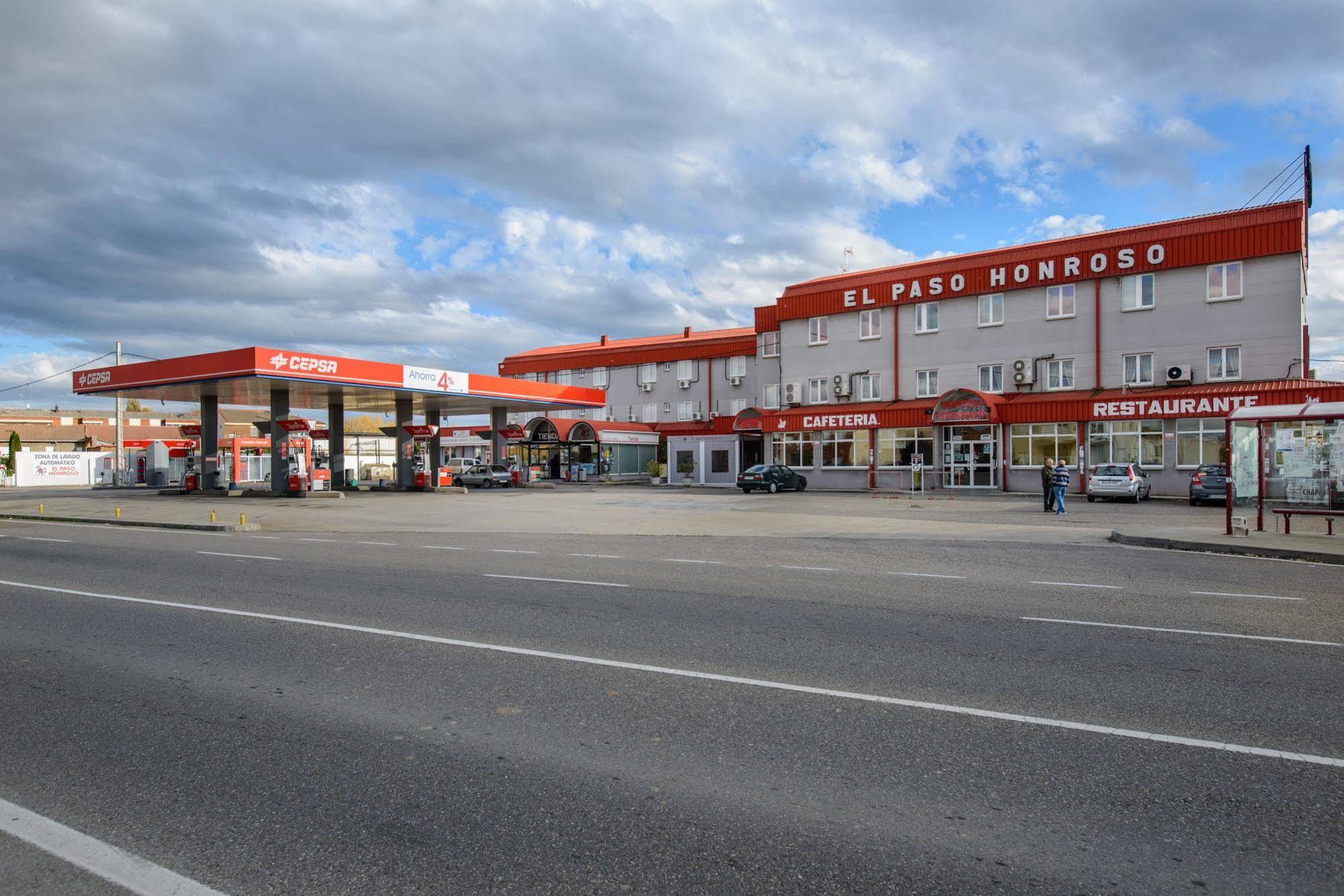 Hotel El Paso Honroso ออสปิตาล เด ออร์บีโก ภายนอก รูปภาพ