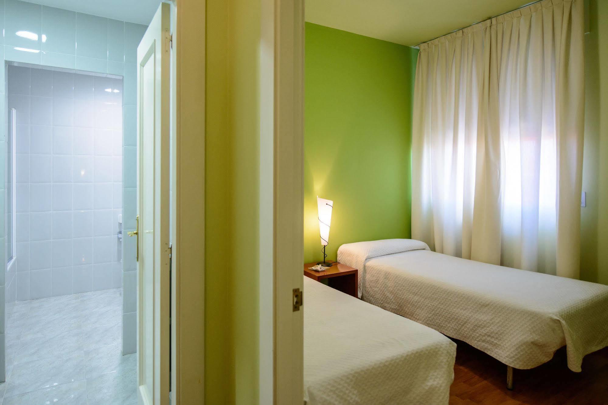 Hotel El Paso Honroso ออสปิตาล เด ออร์บีโก ภายนอก รูปภาพ