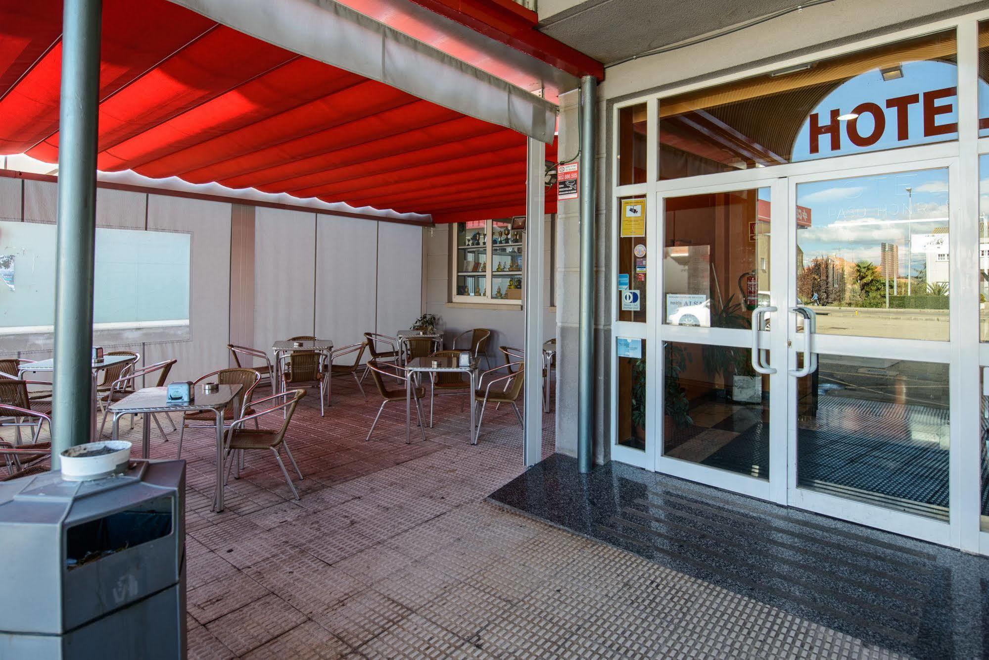 Hotel El Paso Honroso ออสปิตาล เด ออร์บีโก ภายนอก รูปภาพ