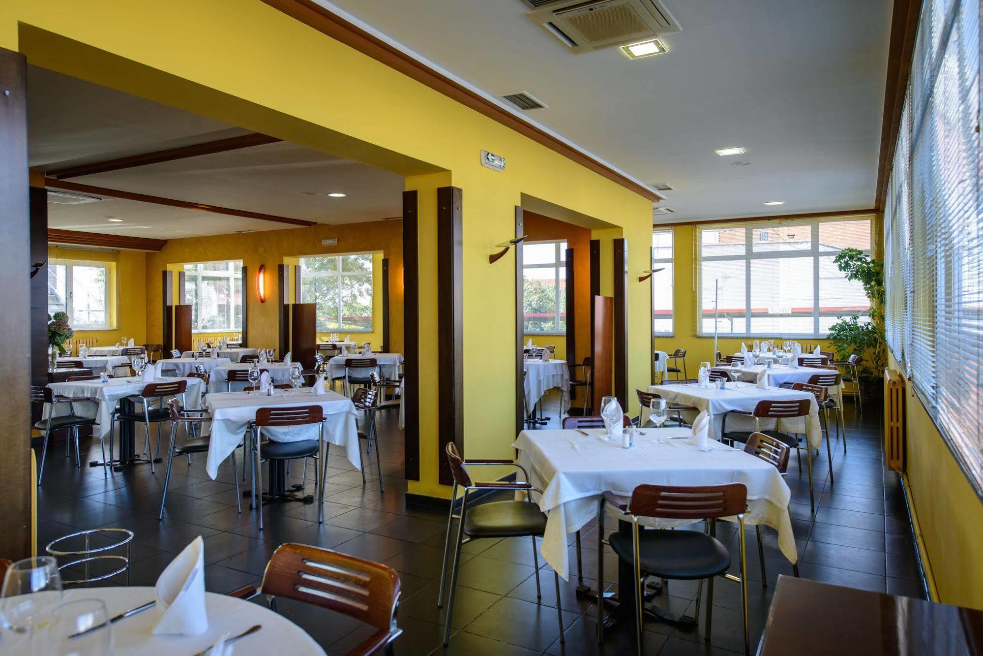 Hotel El Paso Honroso ออสปิตาล เด ออร์บีโก ภายนอก รูปภาพ